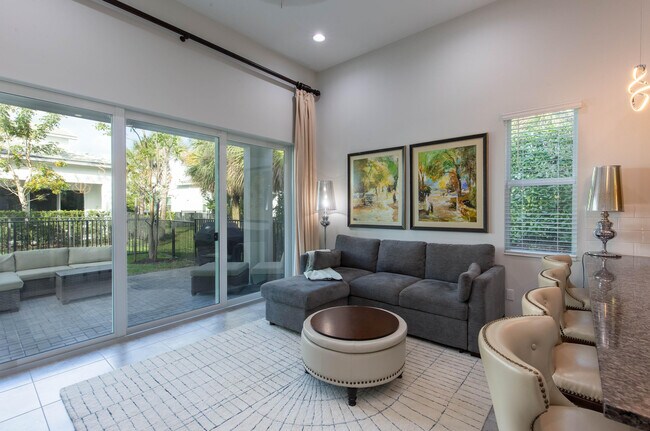 Foto del edificio - 16401 Millenium Ct