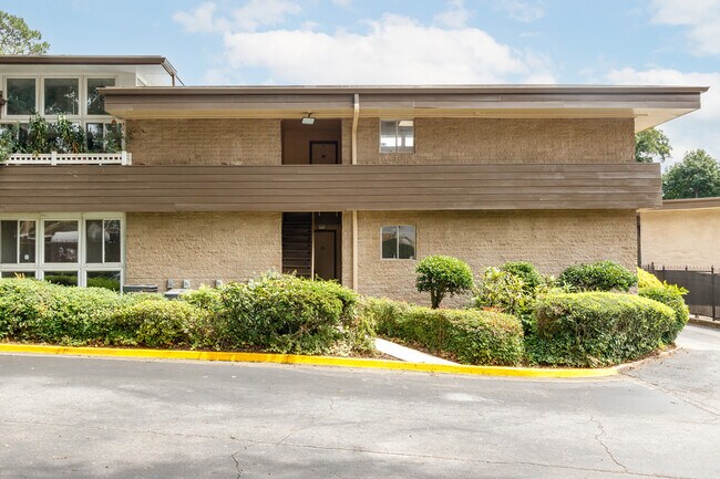 Foto del edificio - 346 Carpenter Dr NE