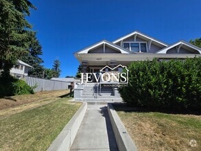 Building Photo - 1517 Browne Ave