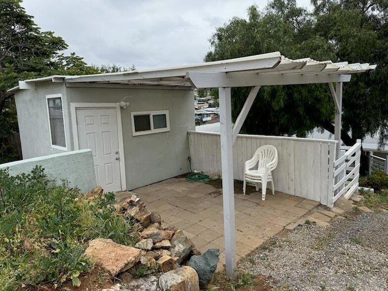 Foto principal - 9115 Rosedale Dr