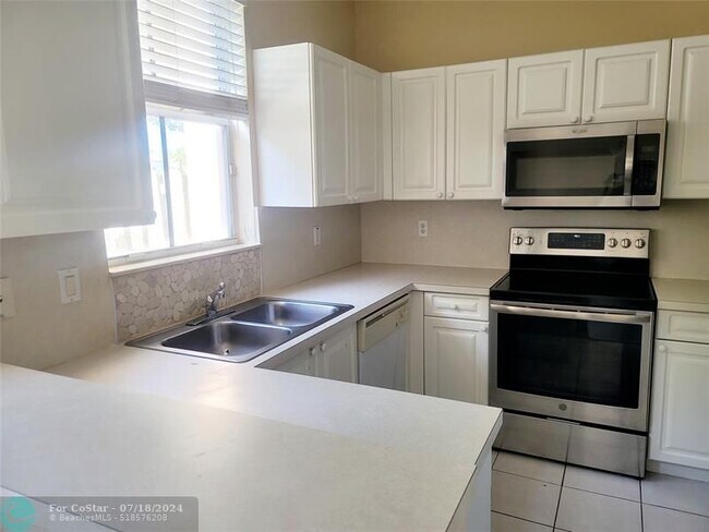 Foto del edificio - 12396 SW 125th Terrace
