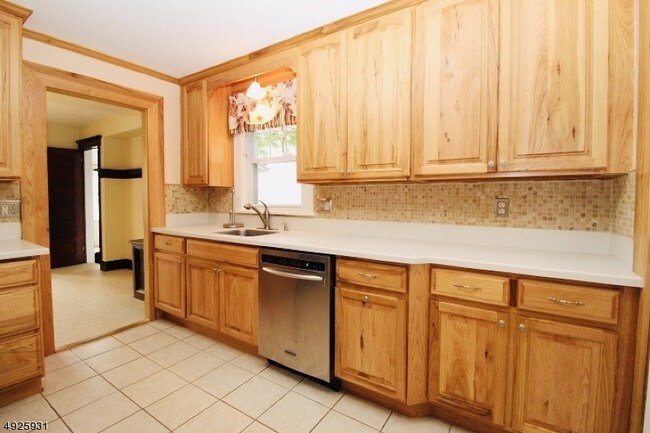 Building Photo - 21 Claremont Ave