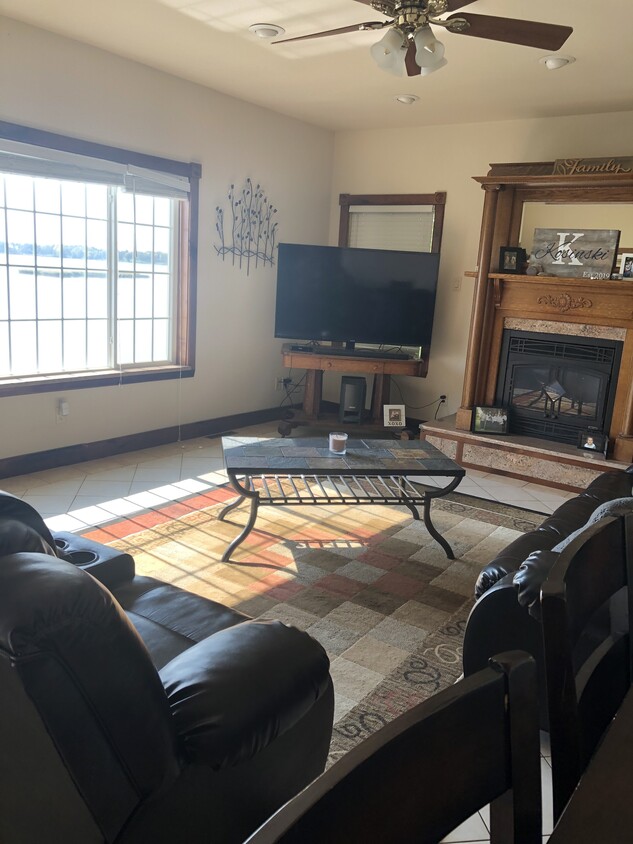 Foto principal - 5204 Island View Hts