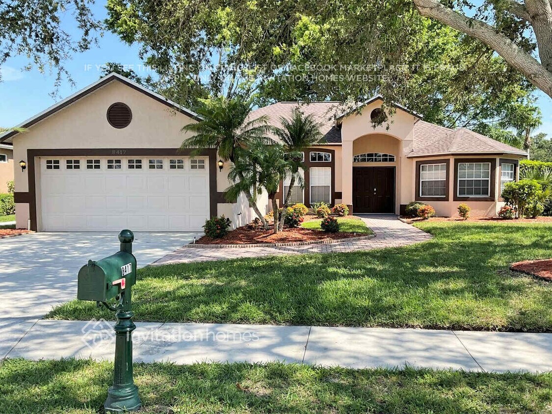 Foto principal - 8417 29th St E