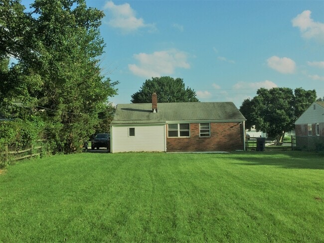 Foto del edificio - 382 Kingwood Rd