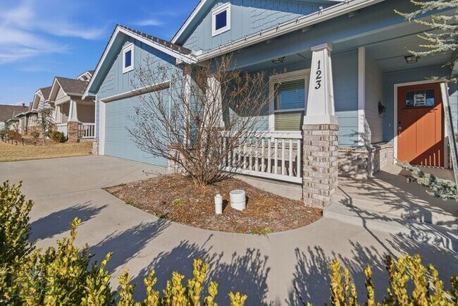 Foto del edificio - Brand New 4/2/2 in The Heights neighborhood | MOVE IN SPECIAL!