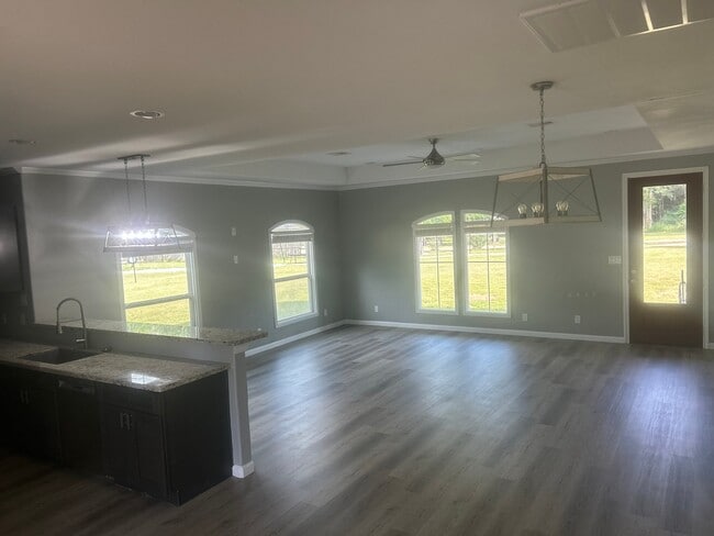 Building Photo - 6599 Johnson Ln