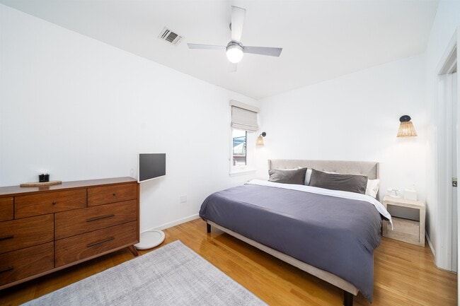 Foto del edificio - 515 Gregory Ave