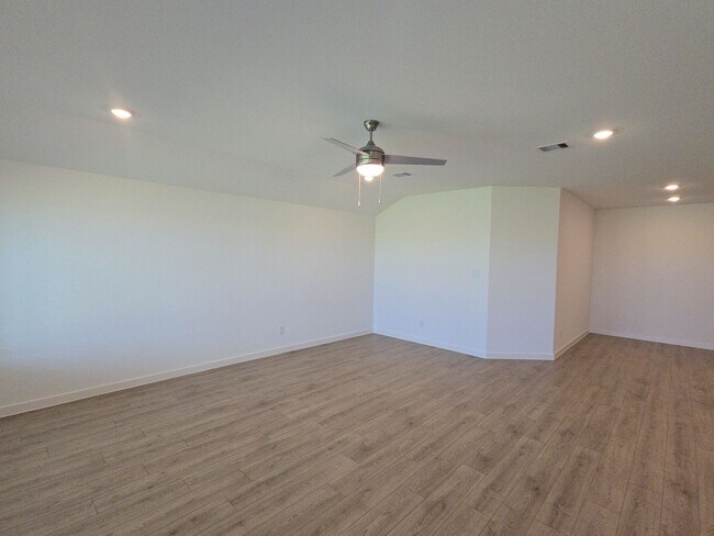 Building Photo - 31214 Whistle Down Ln