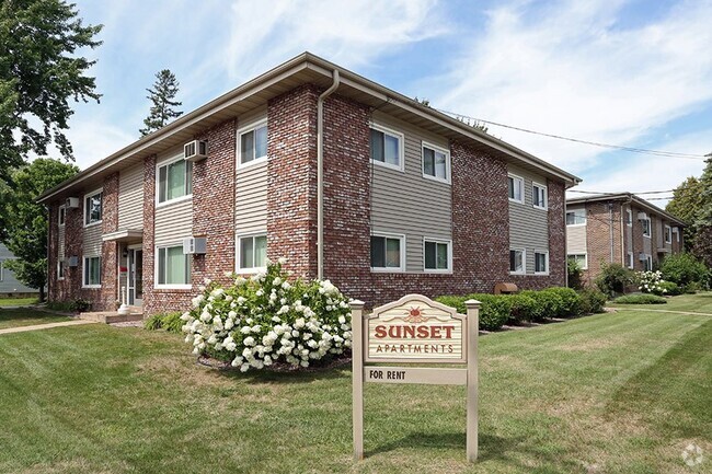 Building Photo - SUNSET APARTMENTS