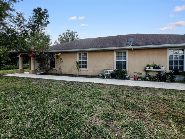 Foto del edificio - 13437 First St