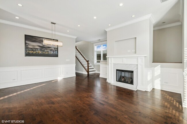 Foto del edificio - 3518 N Wilton Ave