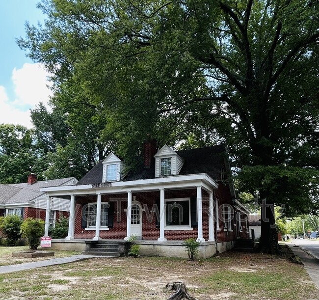 Foto del edificio - 3579 Watauga Ave