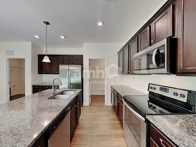 Foto del edificio - 4925 Wilcrest Ct