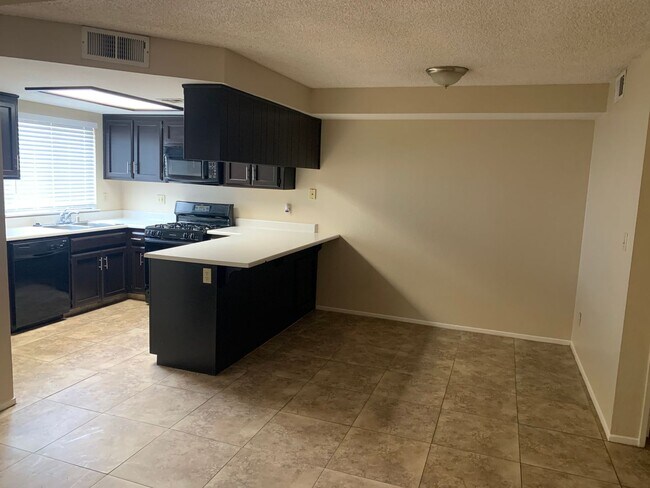 Foto del edificio - BC817-11