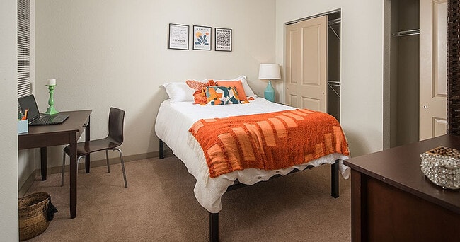 Model-Bedroom-01-13th-and-Olive-Eugene-OR - The Hayward Student Living