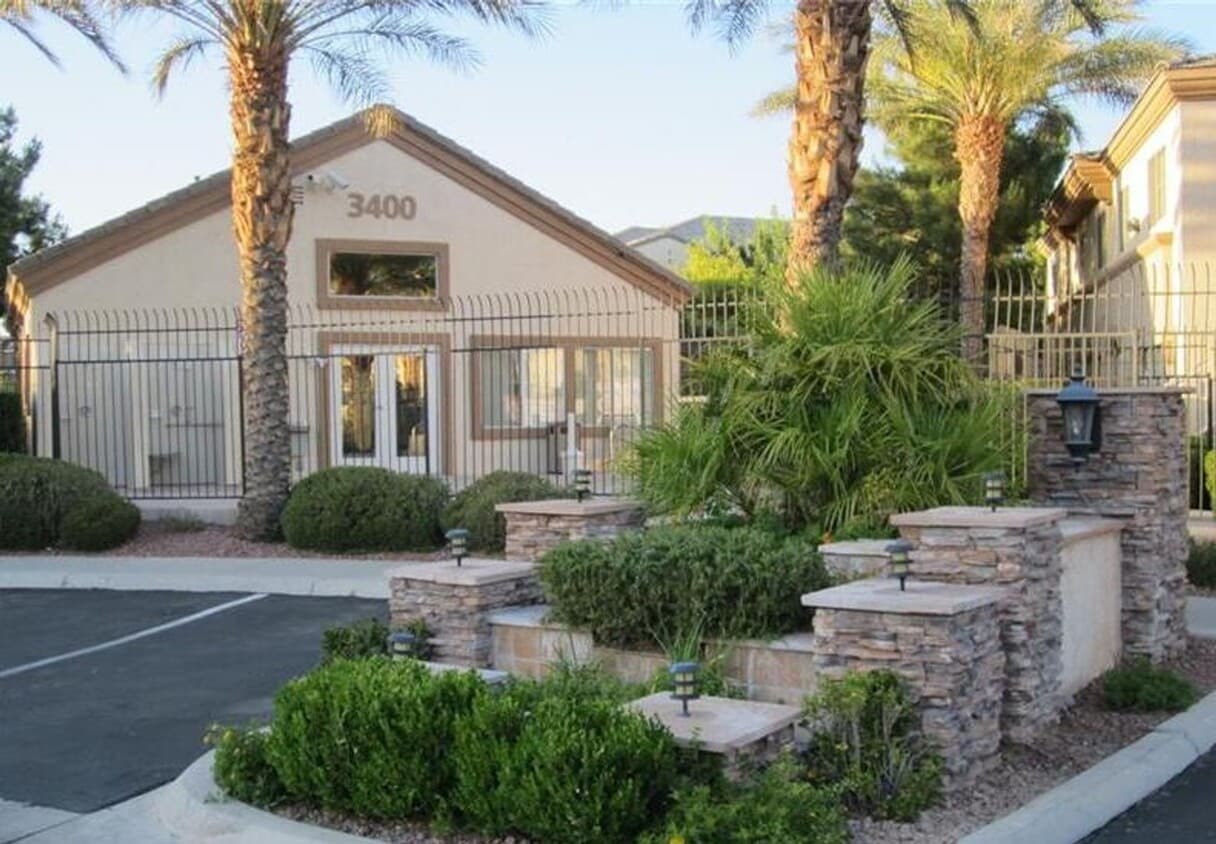 Primary Photo - Welcome to this beautiful 2-bedroom, 2-bat...
