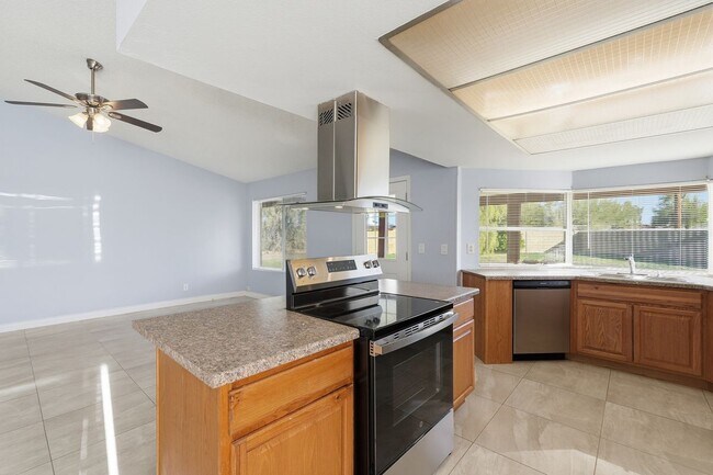 Foto del edificio - 17853 N 43rd Dr