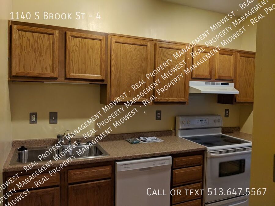Photo - 1140 S Brook St-4