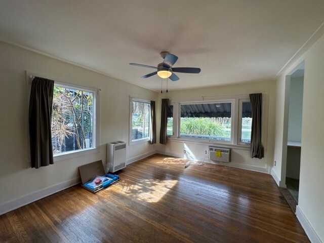 Building Photo - 702 Echo Park Ave