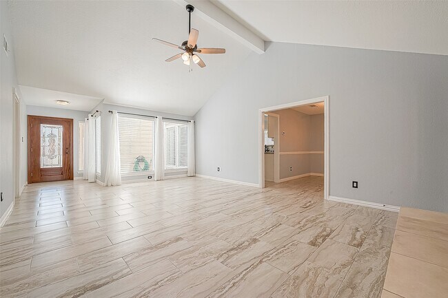 Building Photo - 13322 Pantano Dr