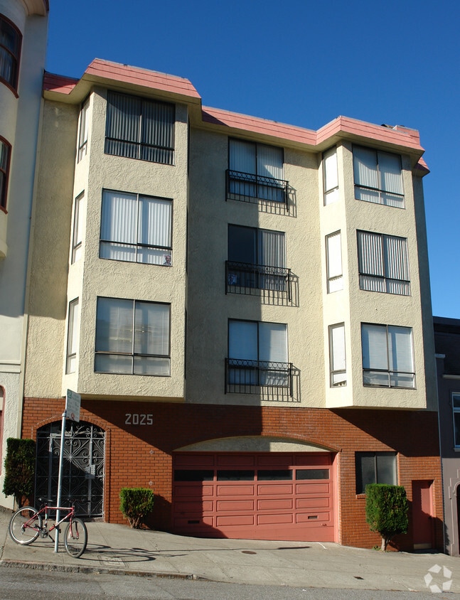 Building Photo - 2025 Stockton St
