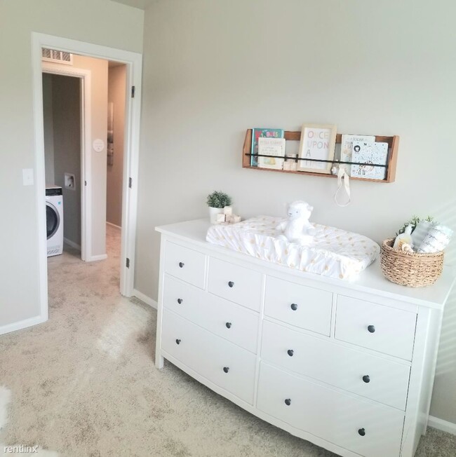 Building Photo - 3 br, 2.5 bath House - 32695 Ten Trails Pk...