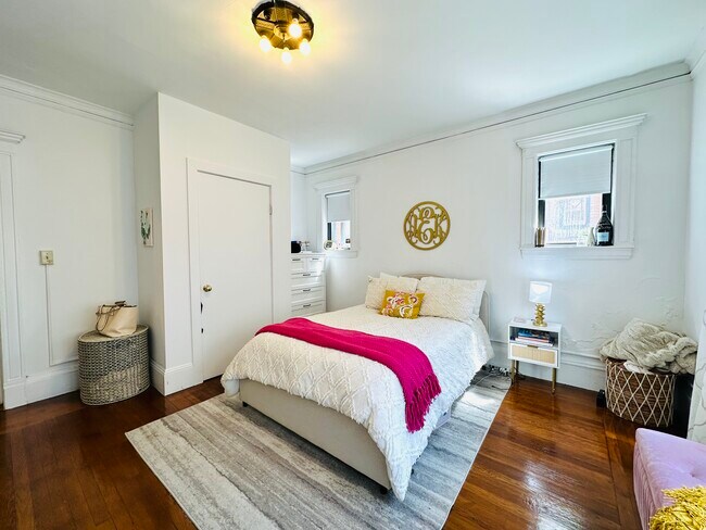 Foto del edificio - 458 Park Dr