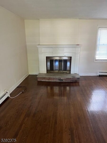 Foto del edificio - 307 Walnut Ave