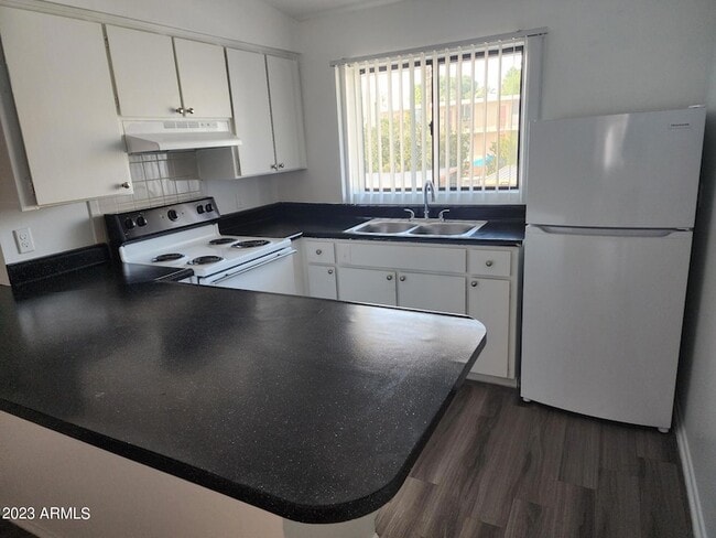 Photo - 4301 N 24th St Apartment