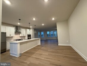 Building Photo - 1770 Ml Br Dr