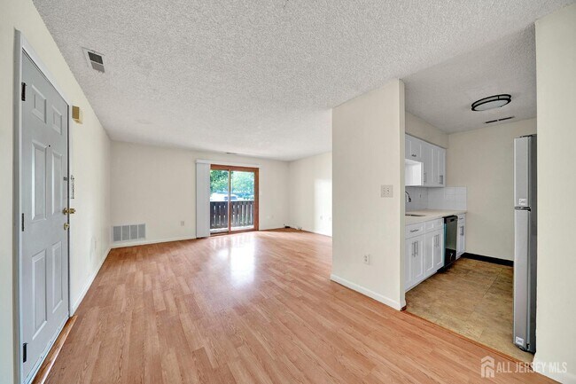 Foto del edificio - 601 Ravens Crest Dr