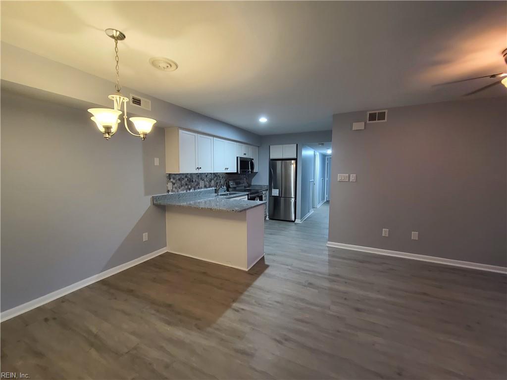Primary Photo - 12762 St James Pl