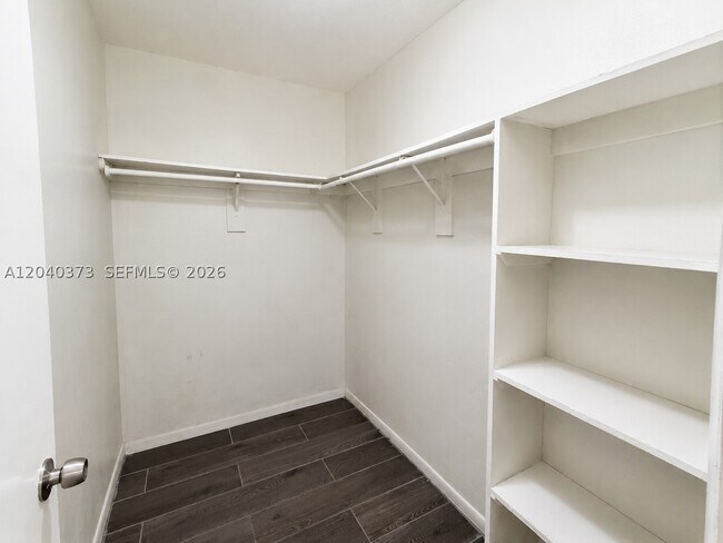 Foto del edificio - 1415 SW 1st Ave