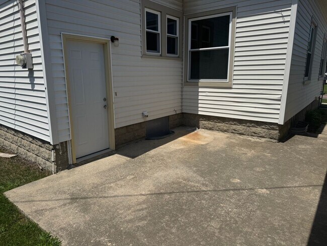 Foto del edificio - Newly Renovated 2 Bedroom Home Available f...