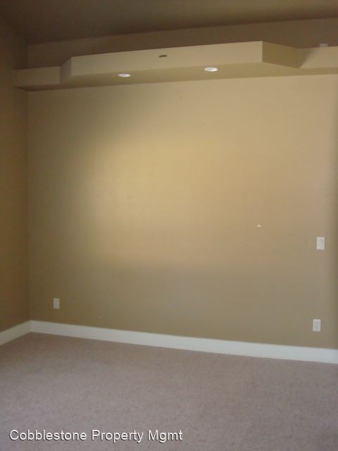 Building Photo - 3 br, 2 bath House - 9024 W. Dalton Place