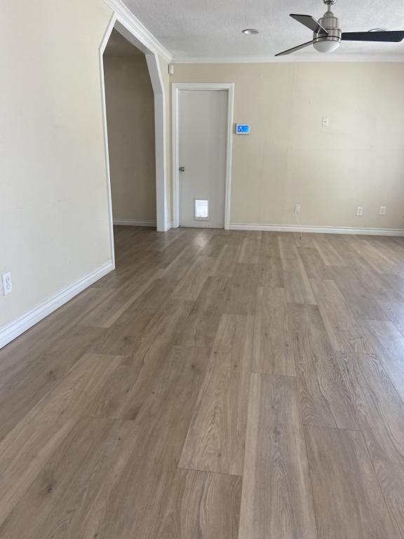 Foto del edificio - 917 Broadview St