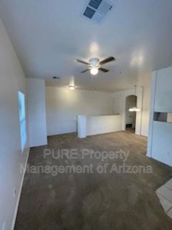 Foto del edificio - 4423 E McLellan Rd