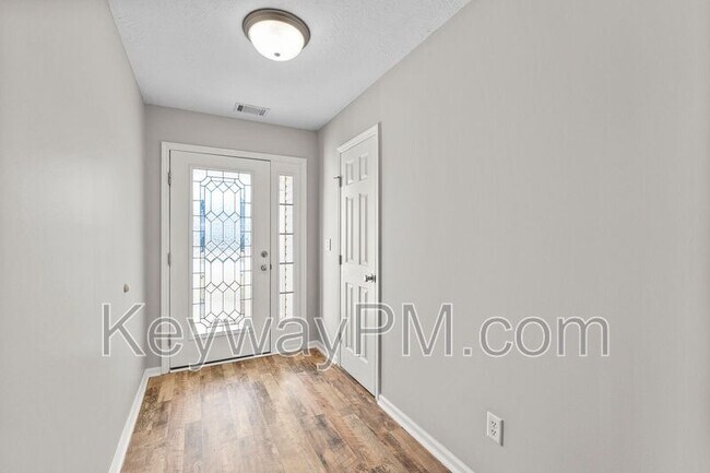 Foto del edificio - 110 Fox Haven Dr