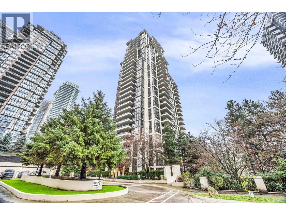 Primary Photo - 2138 Madison Ave