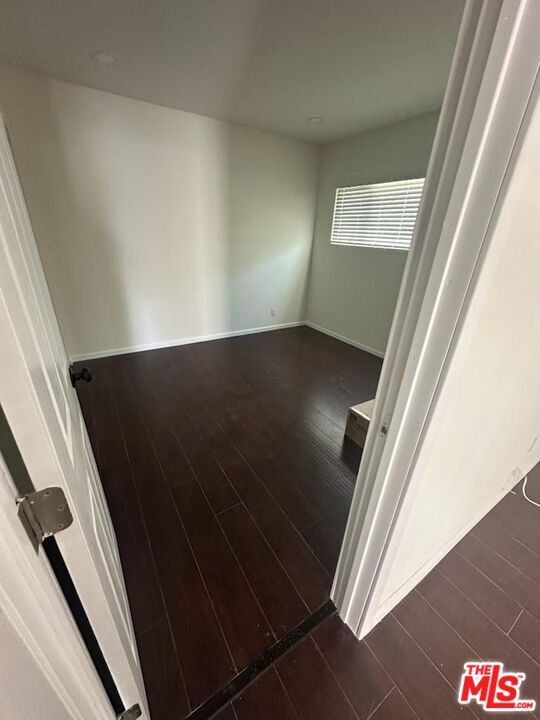 Foto del edificio - 10961 Roscoe Blvd