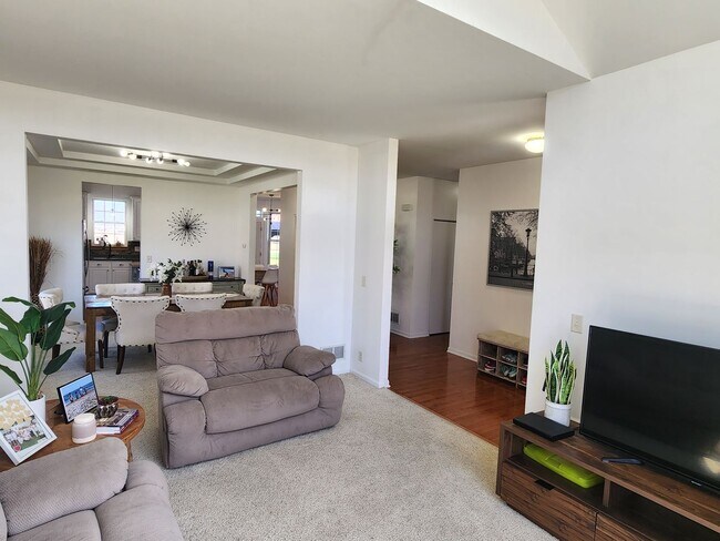 Foto del edificio - Kenosha 4 bedroom home