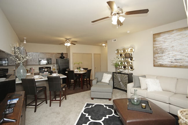 2BR, 1BA - Classic Deluxe II - The Trails at Derby