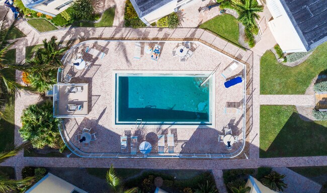 Foto del edificio - 3541 NE Ocean Blvd