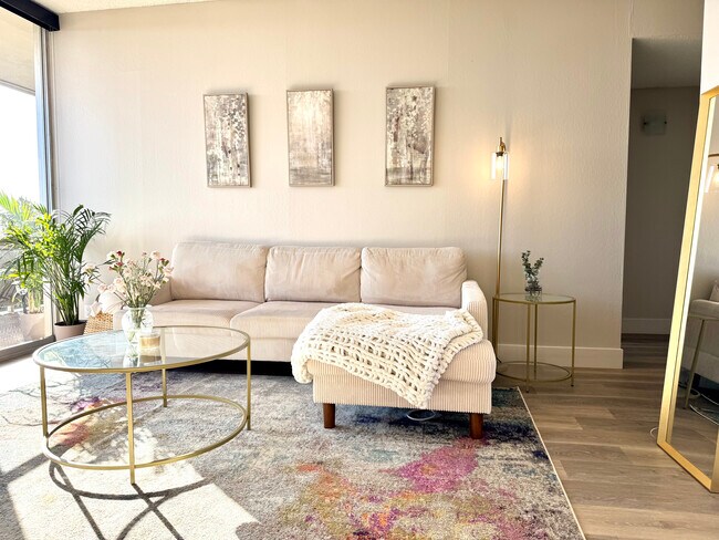 Foto del edificio - 633 Cowper St
