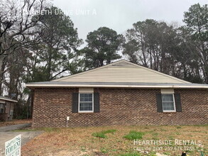 Building Photo - 203 Lindbeth Dr