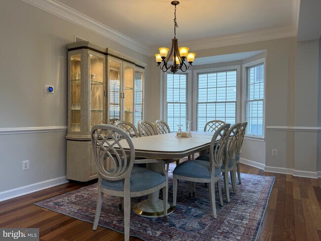 Foto del edificio - 13353 Horsepen Woods Ln