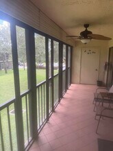 Building Photo - 7855 Willow Springs Dr