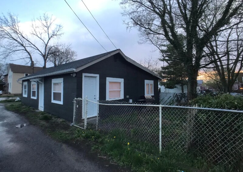 Foto principal - 93 E Moler St