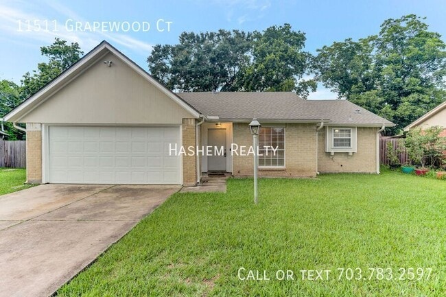Photo - 11511 Grapewood Ct House
